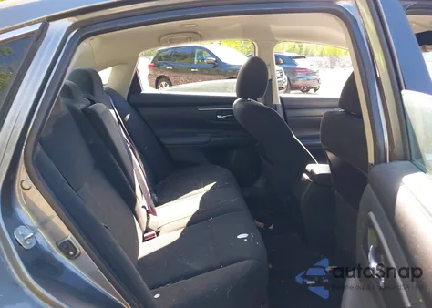 2015 Nissan Altima 2.5 S z USA, uszkodzony, nr VIN 1N4AL3AP8FC417002